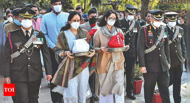 India in pain, but will moveforward: PM salutes Rawat