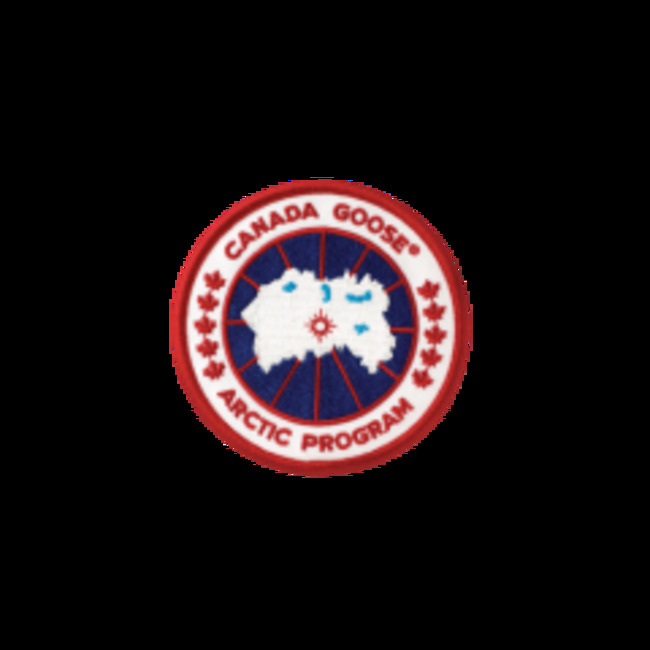 Barclays Trims Canada Goose (NYSE:GOOS) Target Price to $18.00