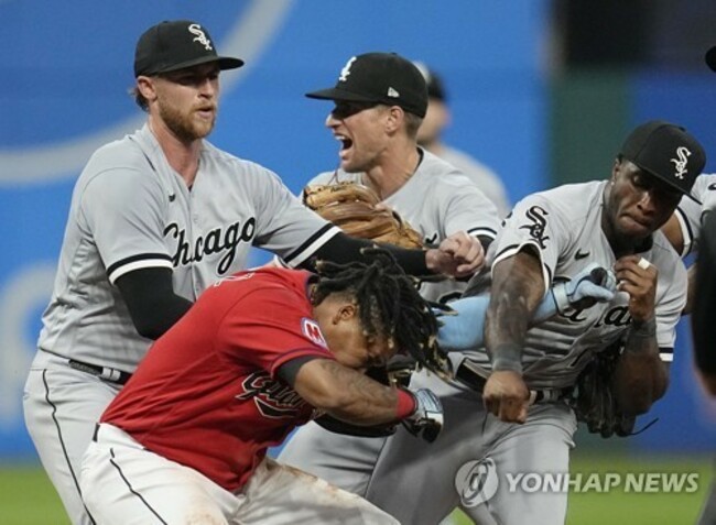 APTOPIX White Sox Guardians Baseball