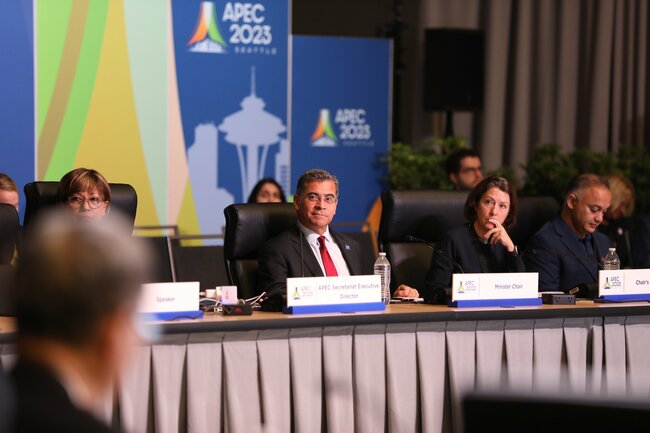 Becerra Speaks at 13th APEC Health and Economy Summit