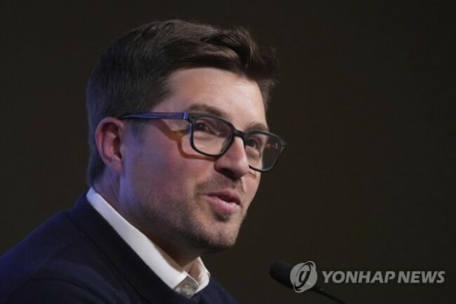 Penguins Dubas Hockey