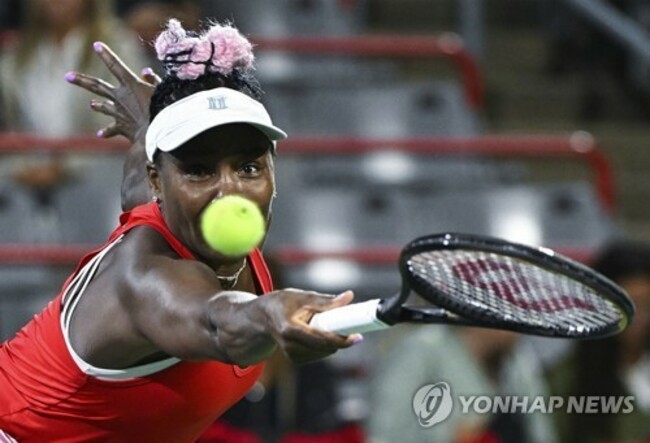 APTOPIX Montreal Tennis