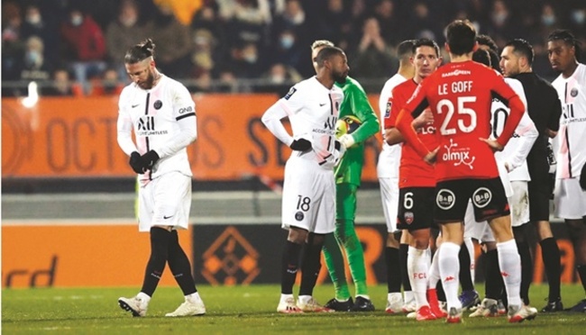 Ramos sent off as Icardi’s goal helps PSG end 2021 with draw