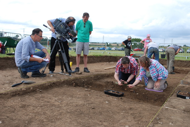 Nottingham Archaeologists Probe Early Roman Remains Site