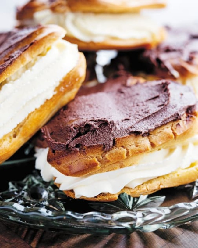 Eclairs extravaganza bach style