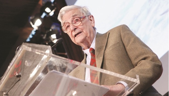 ‘Modern-day Darwin’ E O Wilson dead at 92