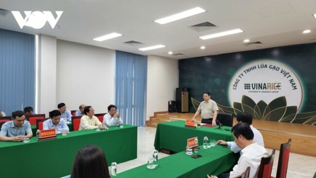 Prime Minister visits agricultural production facilities in Dong Thap