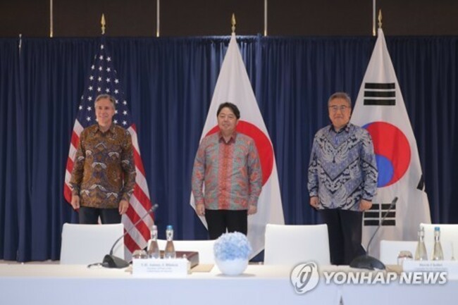 Top diplomats of S. Korea, U.S., Japan to hold virtual meeting ahead of trilateral summit