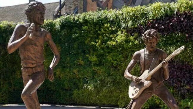IN CASE YOU MISSED IT: Mick Jagger and Keith Richards statues unveiled in Dartford, Kenthometown