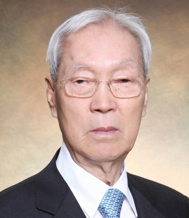 President Yoon's father dies