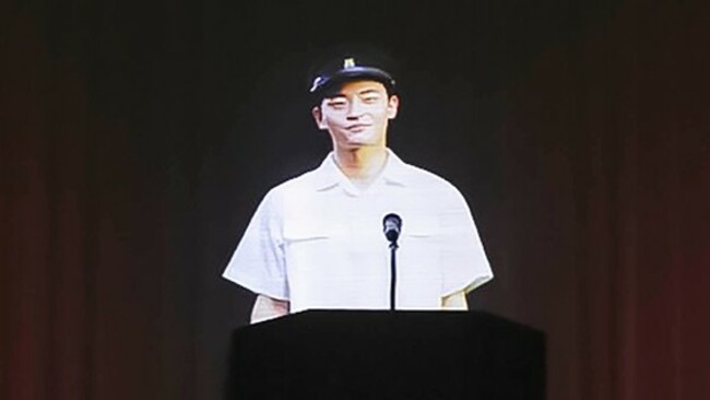 Student independence activists get very belated graduation