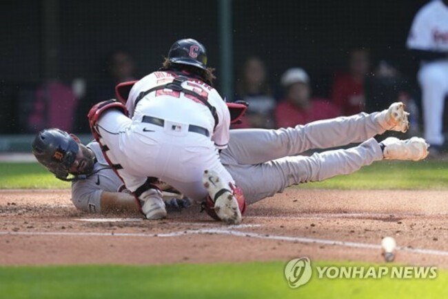 Tigers Guardians Baseball