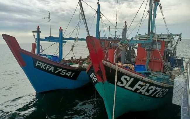 INDONESIA DETAINS MALAYSIAN-FLAGGED FISHING BOATS FOR SUSPECTED ILLEGAL FISHING