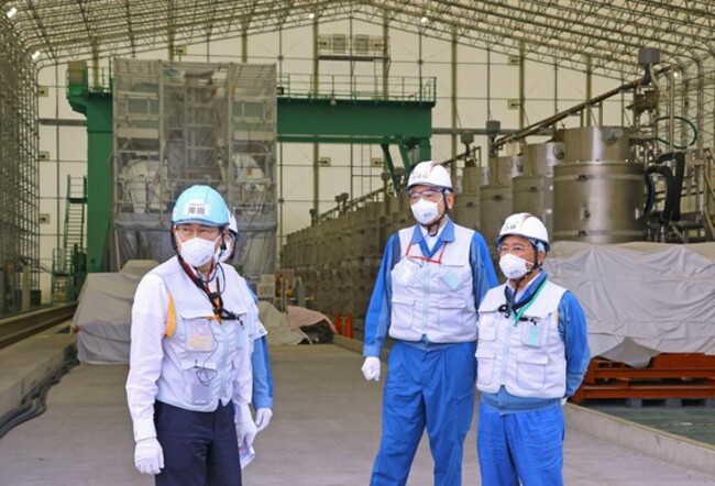 Kishida visits Fukushima plant ahead of radioactive water release