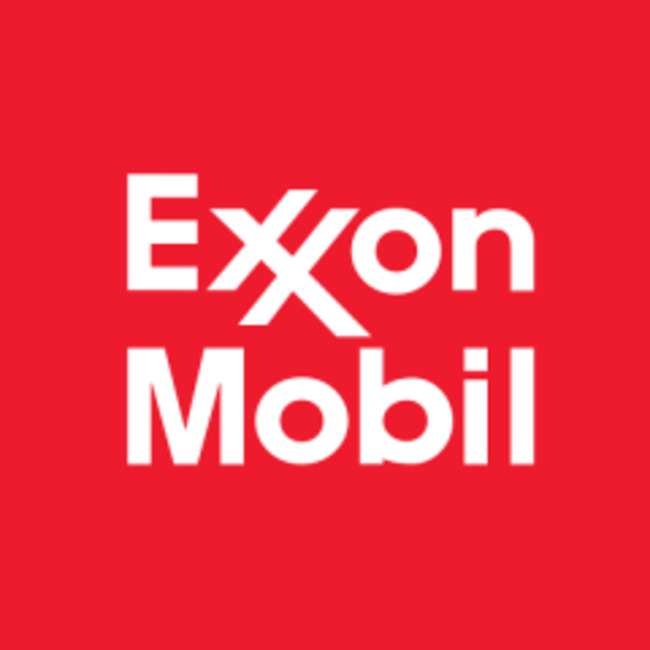 Pinnacle West Asset Management Inc. Invests $2.05 Million in Exxon Mobil Co. (NYSE:XOM)