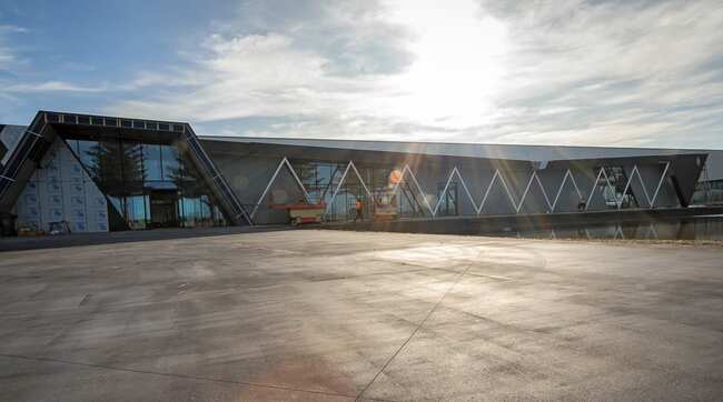Australian firm defends contract with Kiwa Pools