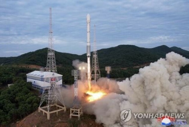 (LEAD) N. Korea says 2nd attempt to launch spy satellite fails: state media