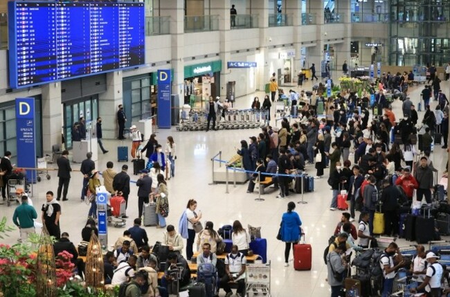 How will China's lifting of group travel ban affect Korea's GDP?
