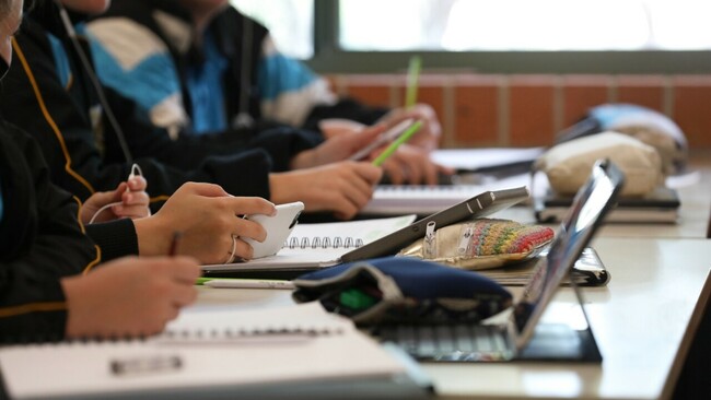 ‘Bureaucrats' are behind Australia's failing education system