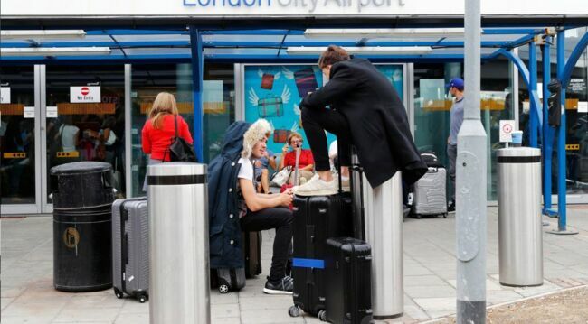 UK air traffic control hit by network failure, airlines warn of delays