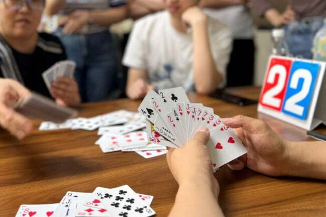 Tensions with US help spawn card game craze in China