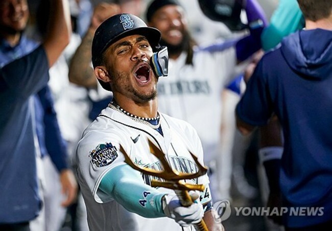 APTOPIX Oakland Mariners Baseball