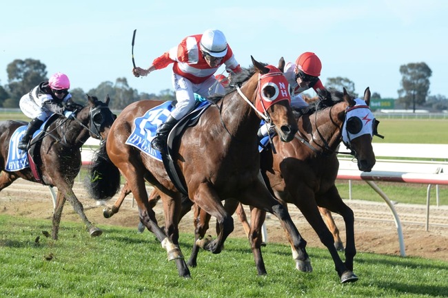 Coffey, Hobson in winner's circle