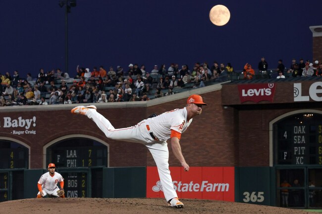 SF Giants’ Alex Cobb comes one out away from a no-hitter against Reds