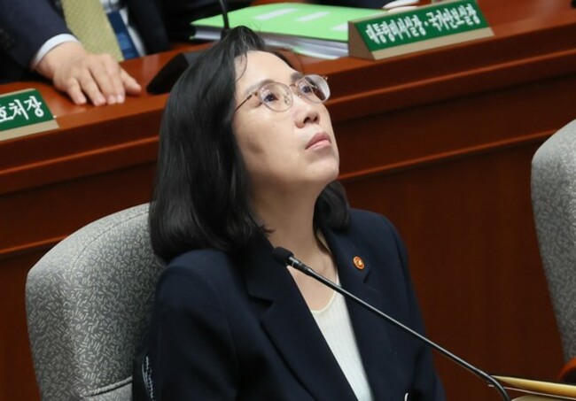 Sorry about the Jamboree debacle, gender minister tells lawmakers