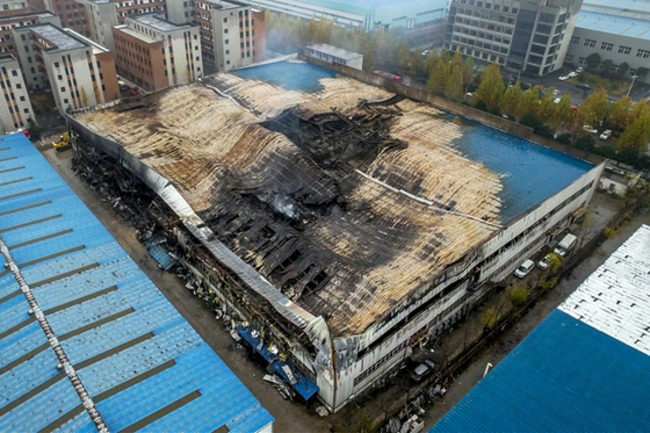 China Punishes Scores of Officials for Negligence in Two Fatal Accidents