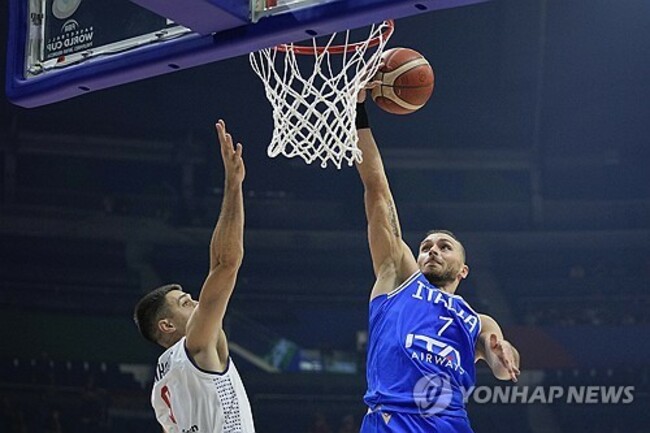 CORRECTION World Cup Serbia Italy Basketball