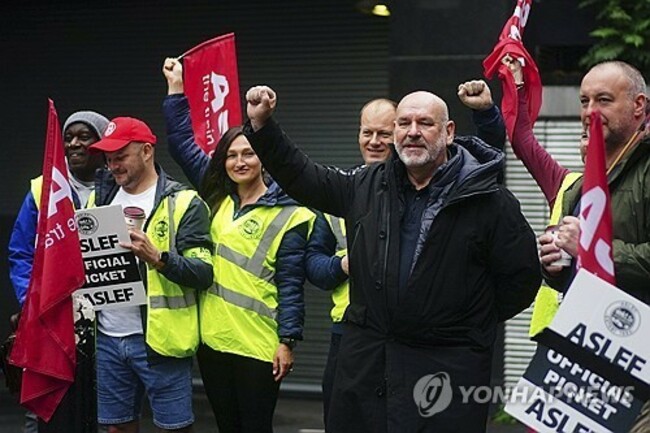 ADDITION Britain Strikes