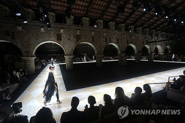epaselect ITALY FASHION