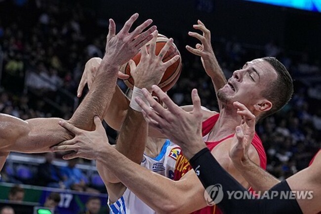 APTOPIX World Cup Greece Montenegro Basketball