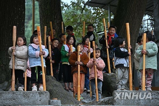 (EnchantingGuangxi)CHINA-GUANGXI-MIAO ETHNIC GROUP-TRADITIONAL COSTUME (CN)