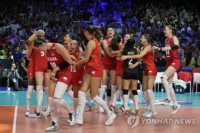 APTOPIX Belgium European Volleyball Championship