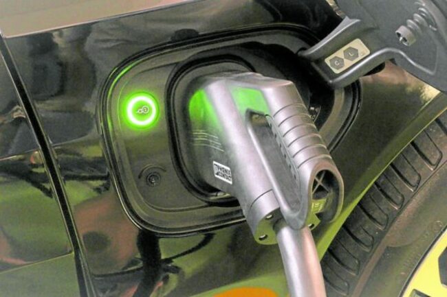 Meralco unit installs EV charger in Makati building