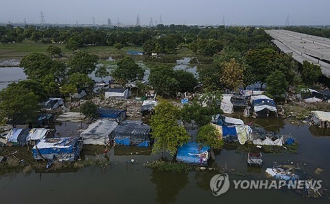 APTOPIX G20 Climate Bottlenecks