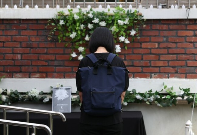 President Yoon orders prioritizing restoration of teachers' rights