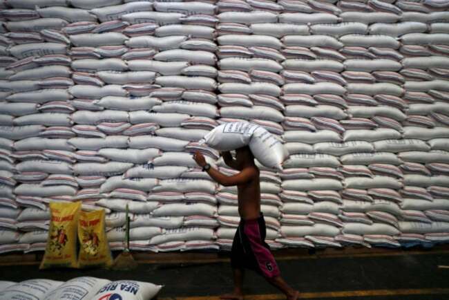 Compliance with rice price ceiling still low