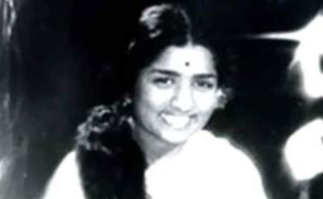 Lata Mangeshkar Forever: 10 Of Our Favourite Songs