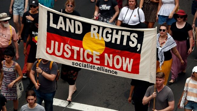 Aboriginal land council CEO claims Balmoral Beach land benefitted from ‘enslavement'
