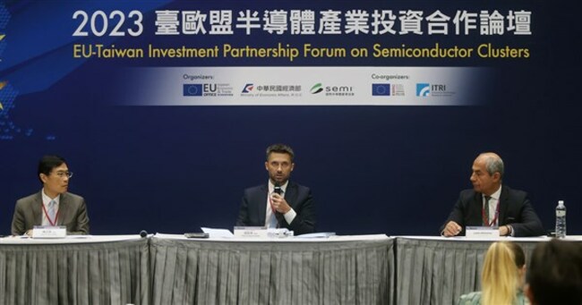 Largest-ever EU semiconductor cluster delegation arrives in Taiwan
