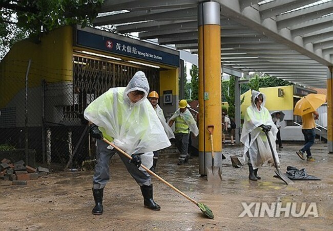 CHINA-HONG KONG-RECORD RAINFALL (CN)