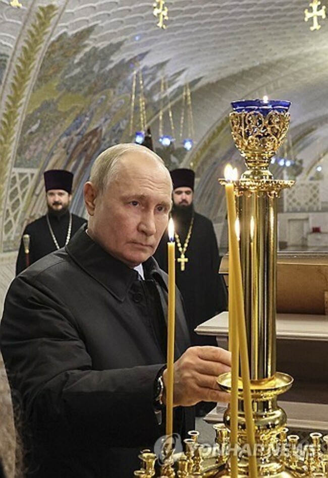 RUSSIA PUTIN CHURCHES