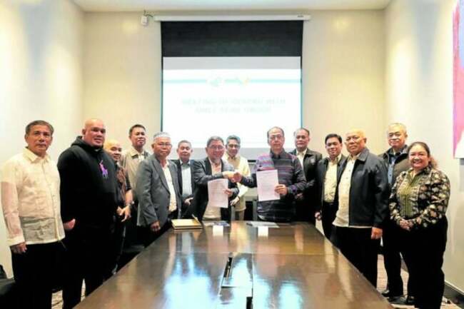 After 20-year split, MNLF factions unite for peace