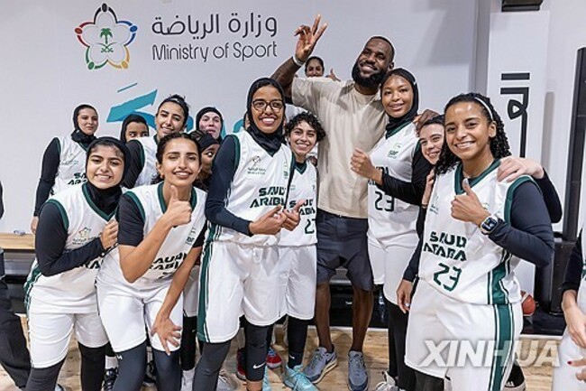 (SP)SAUDI ARABIA-RIYADH-BASKETBALL-LEBRON JAMES