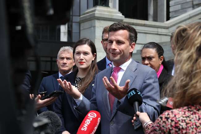 Seymour Floats Confidence-Only Support for National