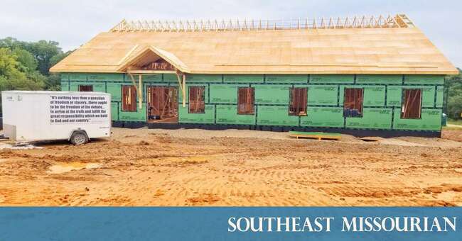 Jackson insurance business builds new offices