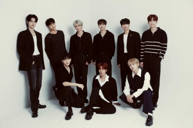 [Herald Interview] Cravity says 'follow your gravity' in 'Sun Seeker'